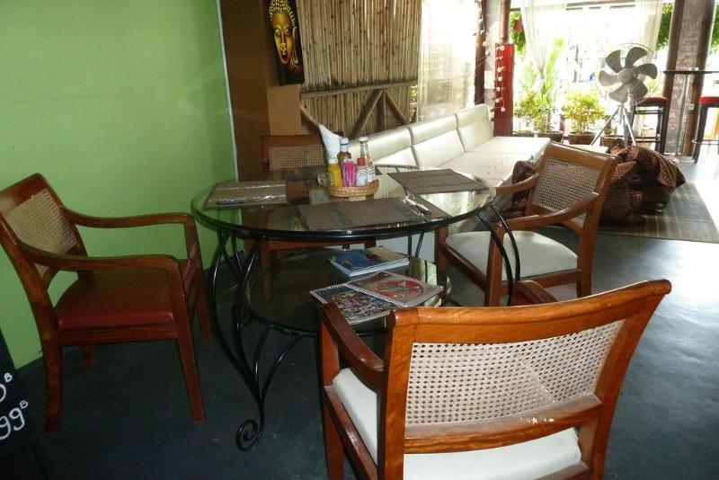 Supergreen Hotel Chalong Bagian luar foto