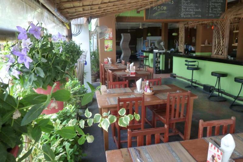 Supergreen Hotel Chalong Bagian luar foto