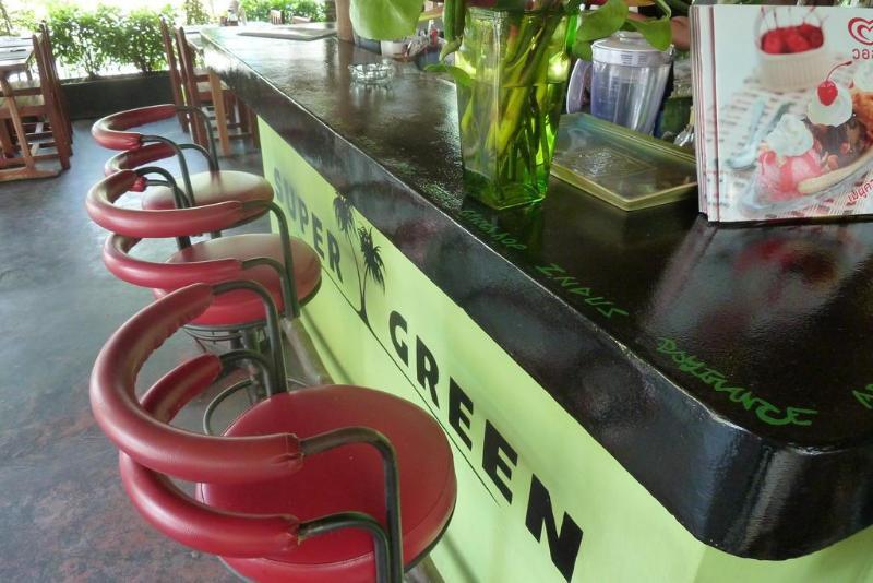 Supergreen Hotel Chalong Bagian luar foto