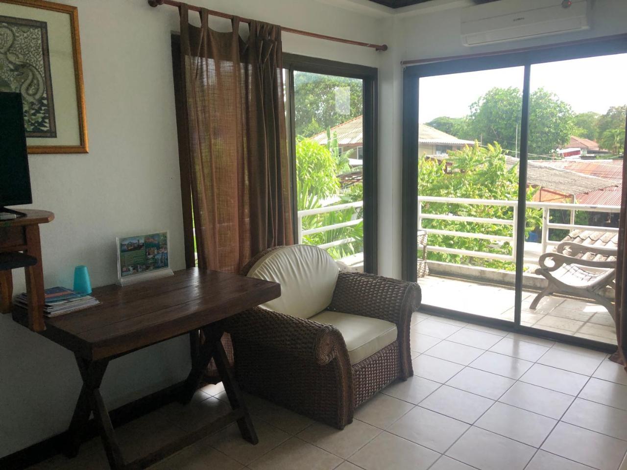 Supergreen Hotel Chalong Bagian luar foto